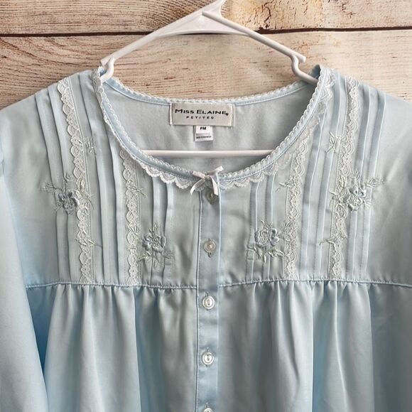 NEW WITHOUT TAGS‎ MISS ELAINE GOWN IN BLUE BRUSHED NYLON - Picture 4 of 7